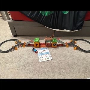 Thomas & Friends Walking Bridge track